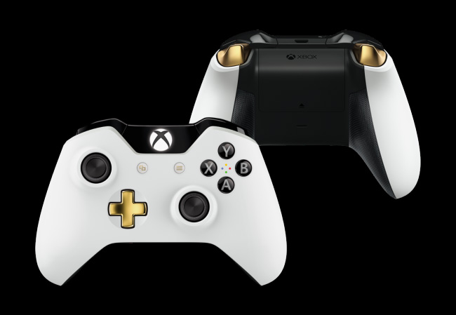 Lunar White Xbox One Controller